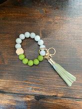 Load image into Gallery viewer, Beaded Key Ring Keychains