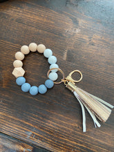 Load image into Gallery viewer, Beaded Key Ring Keychains