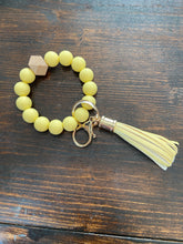 Load image into Gallery viewer, Beaded Key Ring Keychains