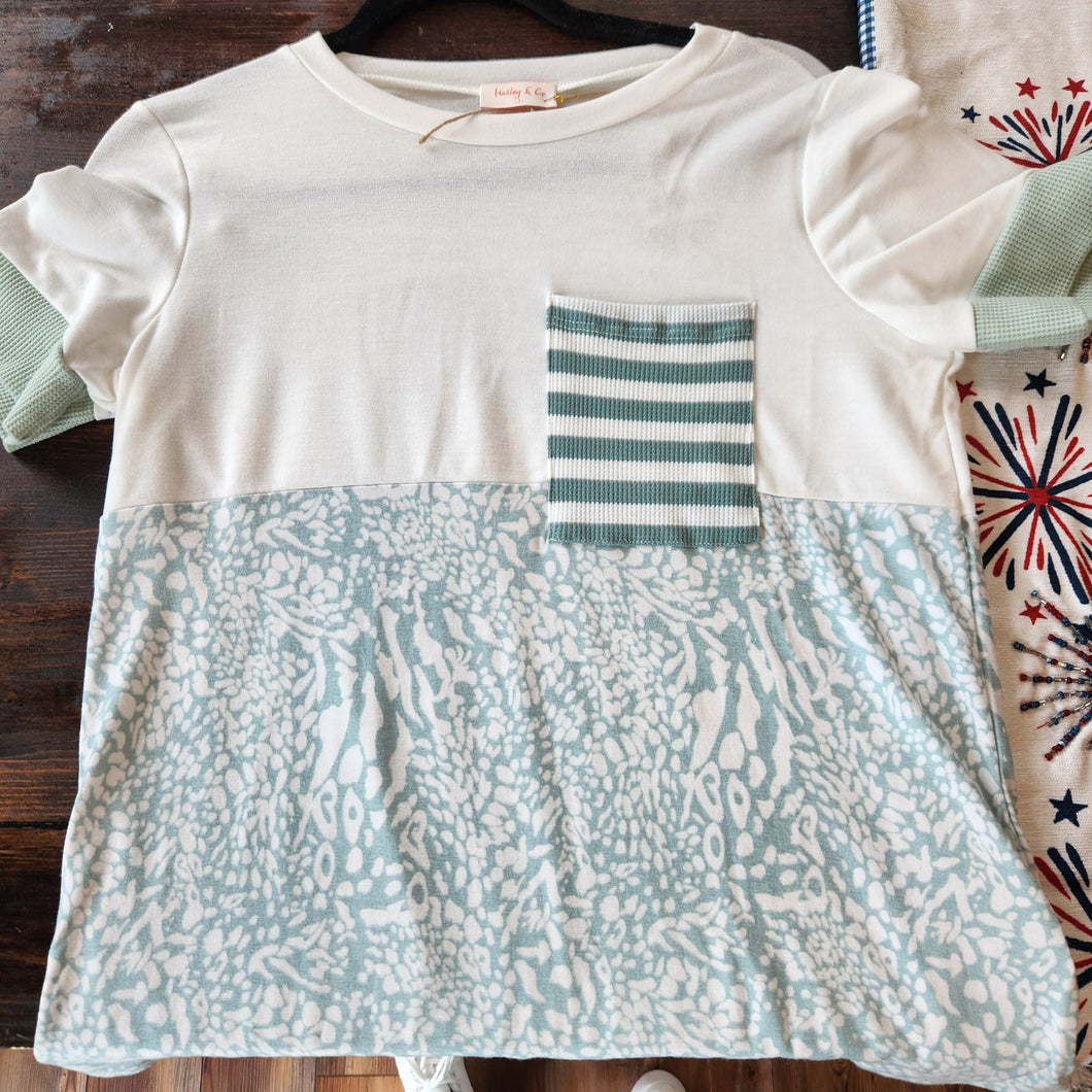 Short sleeve bottom animal print with pocket mint