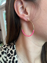 Load image into Gallery viewer, Duo Tone Hoop Earring
