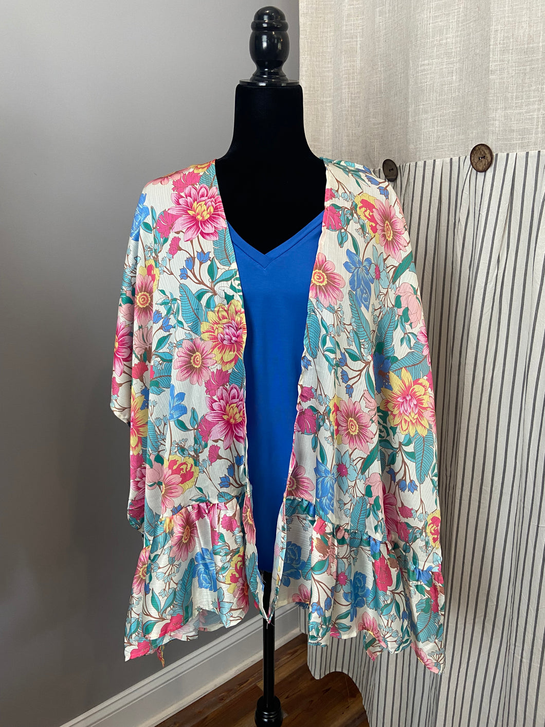 floral print ruffle sleeve kimono