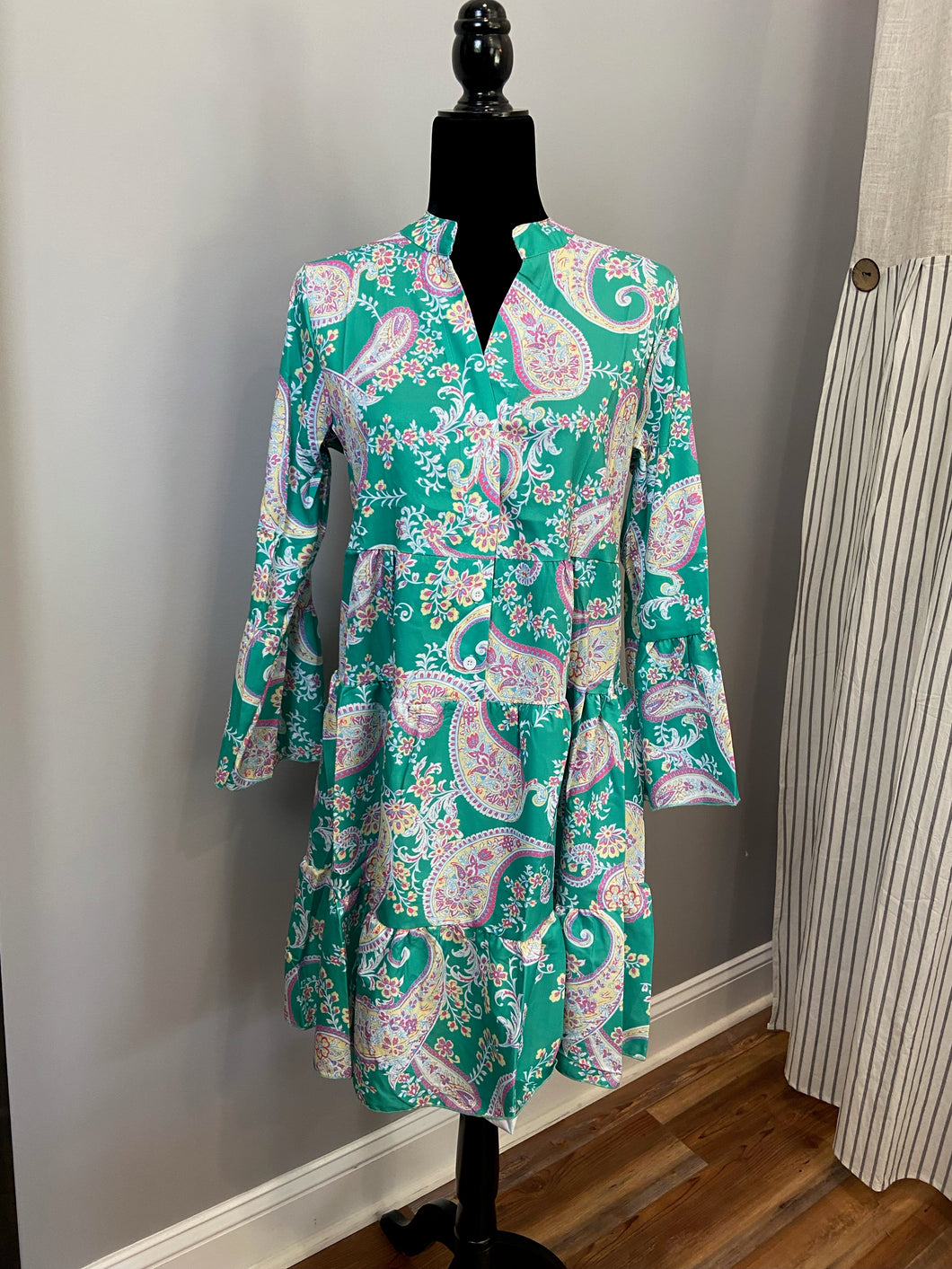 Green Paisley Print Notch Neck Tunic Dress