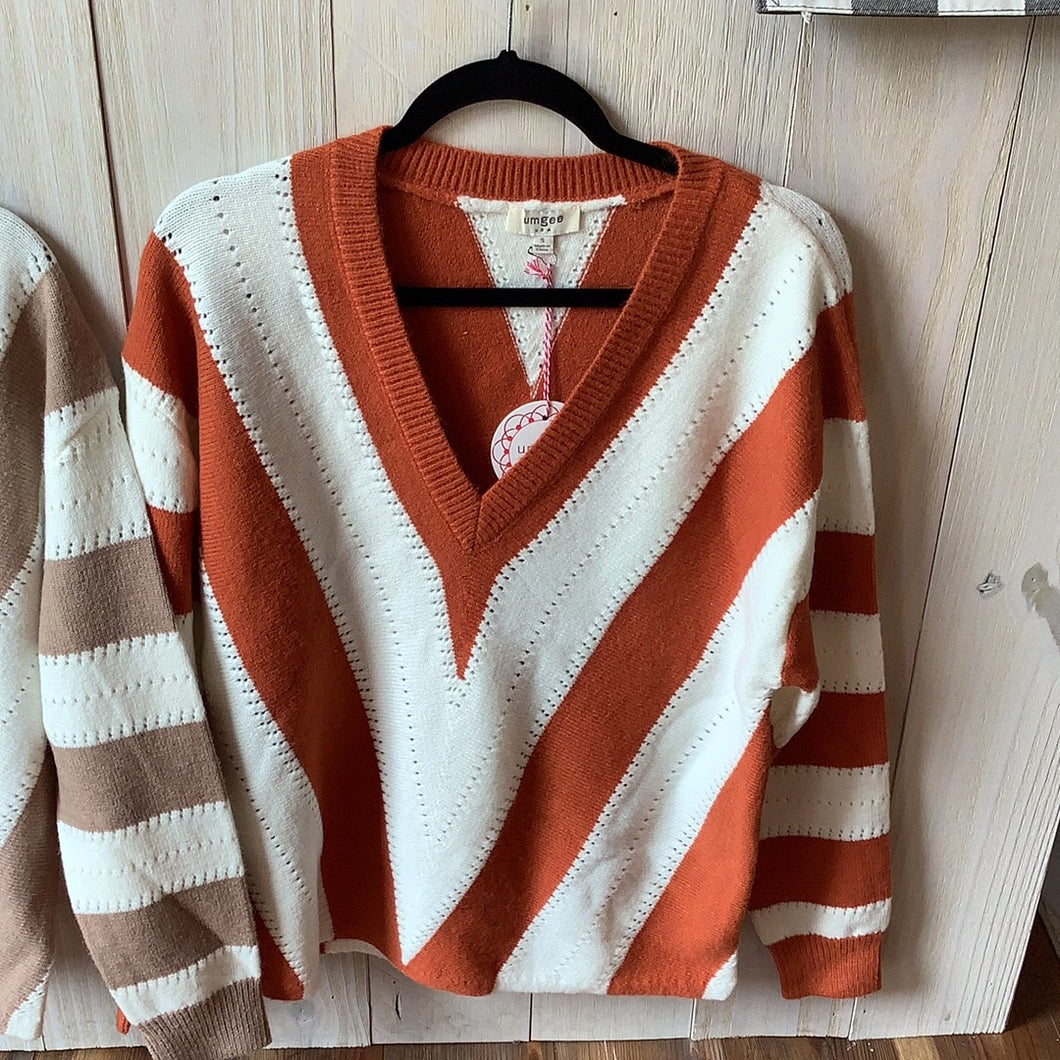 Striped V-neck pullover sweater with Pointelle details