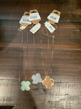 Load image into Gallery viewer, Necklace Carolina
