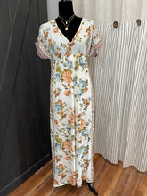 Load image into Gallery viewer, Multi Floral print maxi dress
