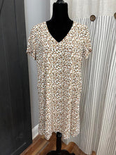 Load image into Gallery viewer, Short Cheetah Dress
