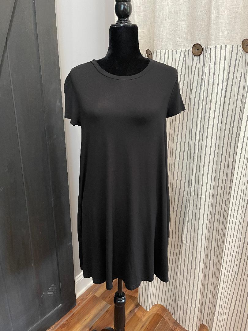 Black Crew Neck Dress